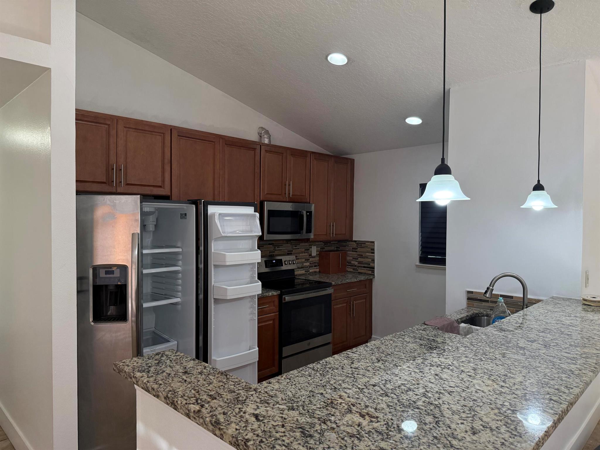 PORT ST LUCIE SECTION 35 - Residential Lease