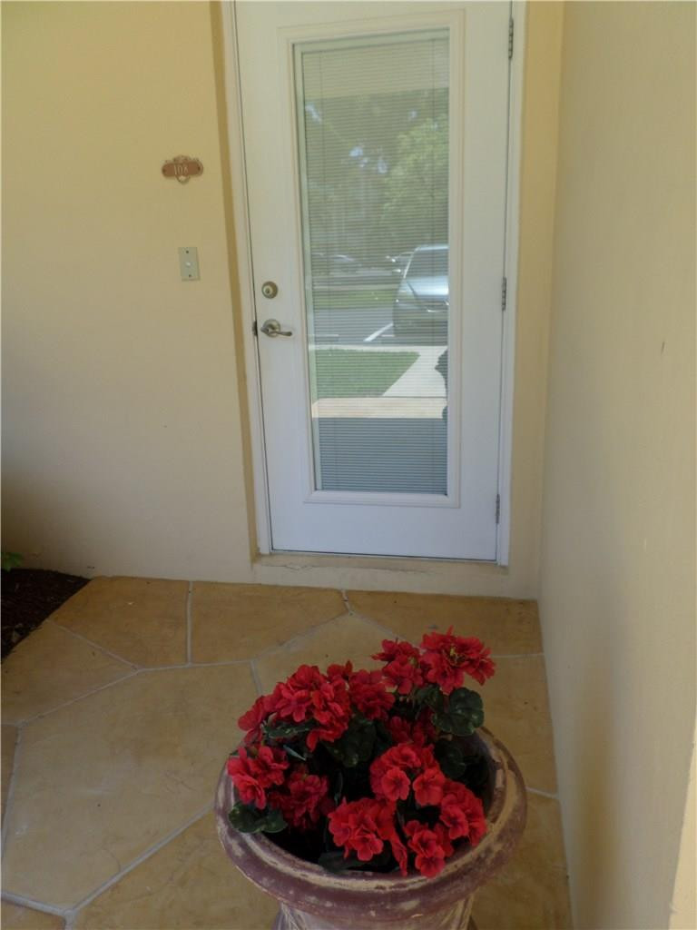 Palm-Aire At Coral Key Ga - Residential Lease