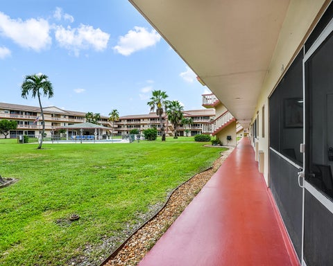 Tiny photo for 5300 Washington Street #B129, Hollywood, FL 33021 (MLS # B26090515)