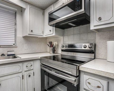 Tiny photo for 5300 Washington Street #B129, Hollywood, FL 33021 (MLS # B26090515)