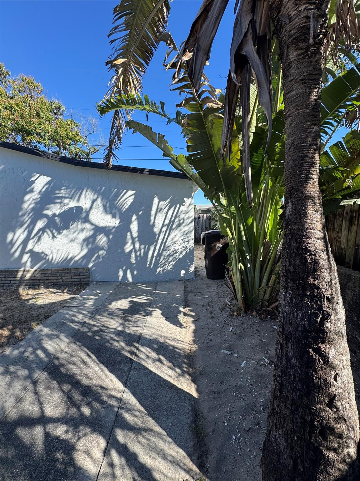 North Palm Beach 01 - Residential Lease