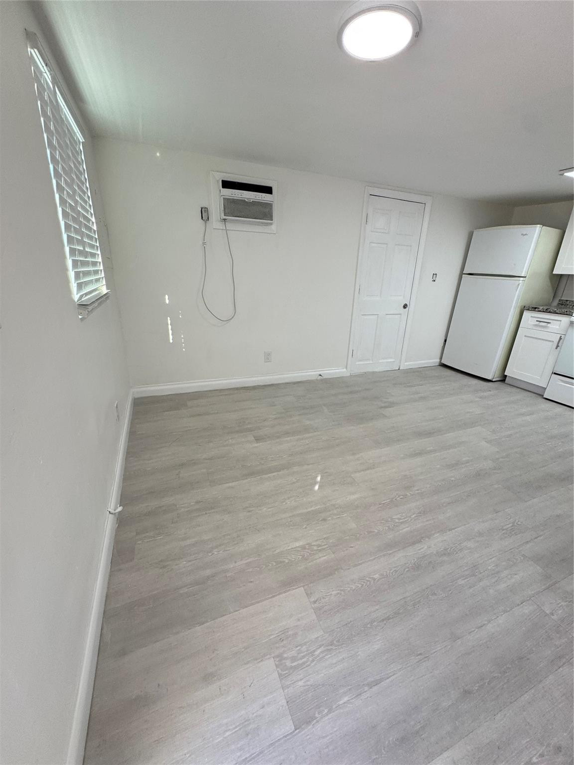 North Palm Beach 01 - Residential Lease