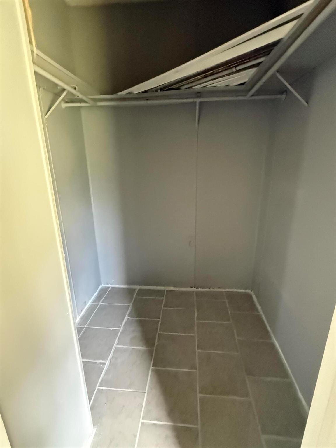 LAR-KEE LAKES 3RD ADDITIO - Residential Lease