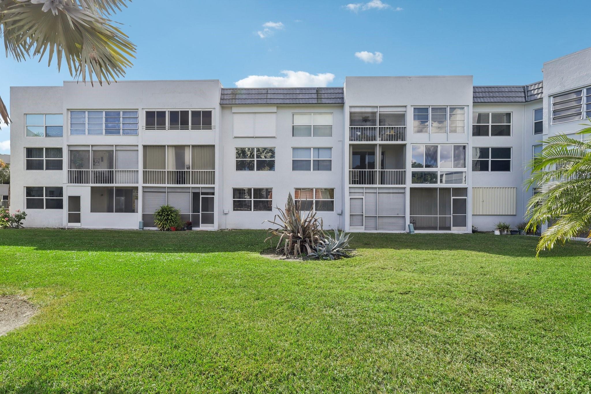Royal Park Gardens - Residential