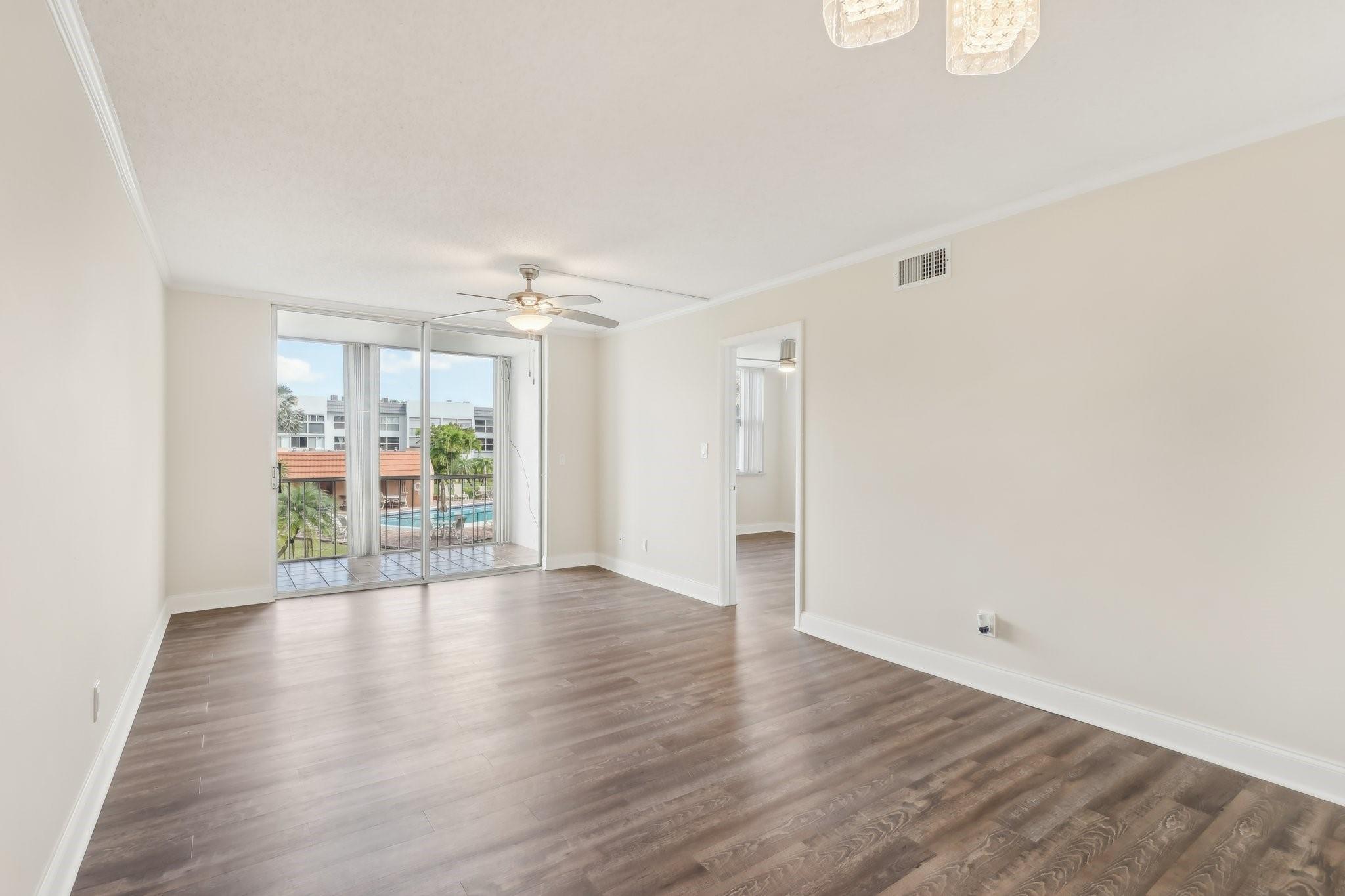 Royal Park Gardens - Residential