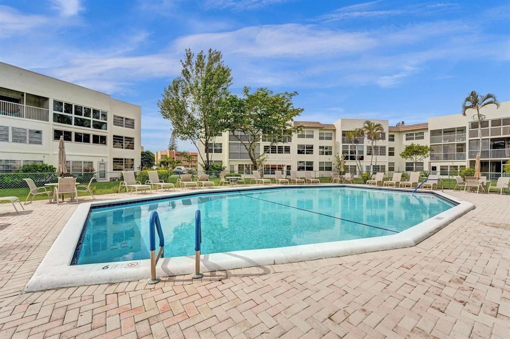 Royal Park Gardens - Residential