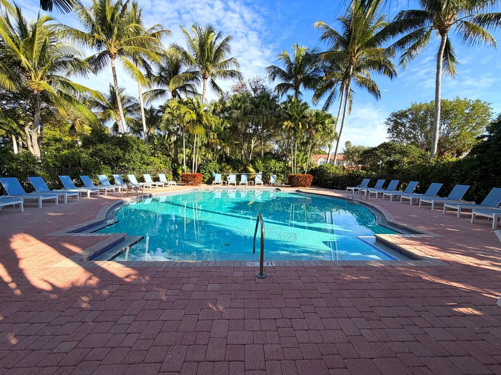 Photo of 7407 Briella Drive, Boynton Beach, FL 33437 (MLS # R11161210)