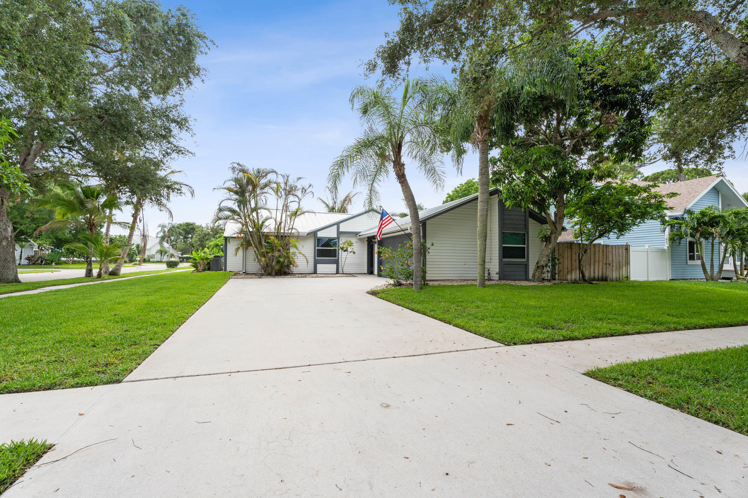 17995 Anchor Drive