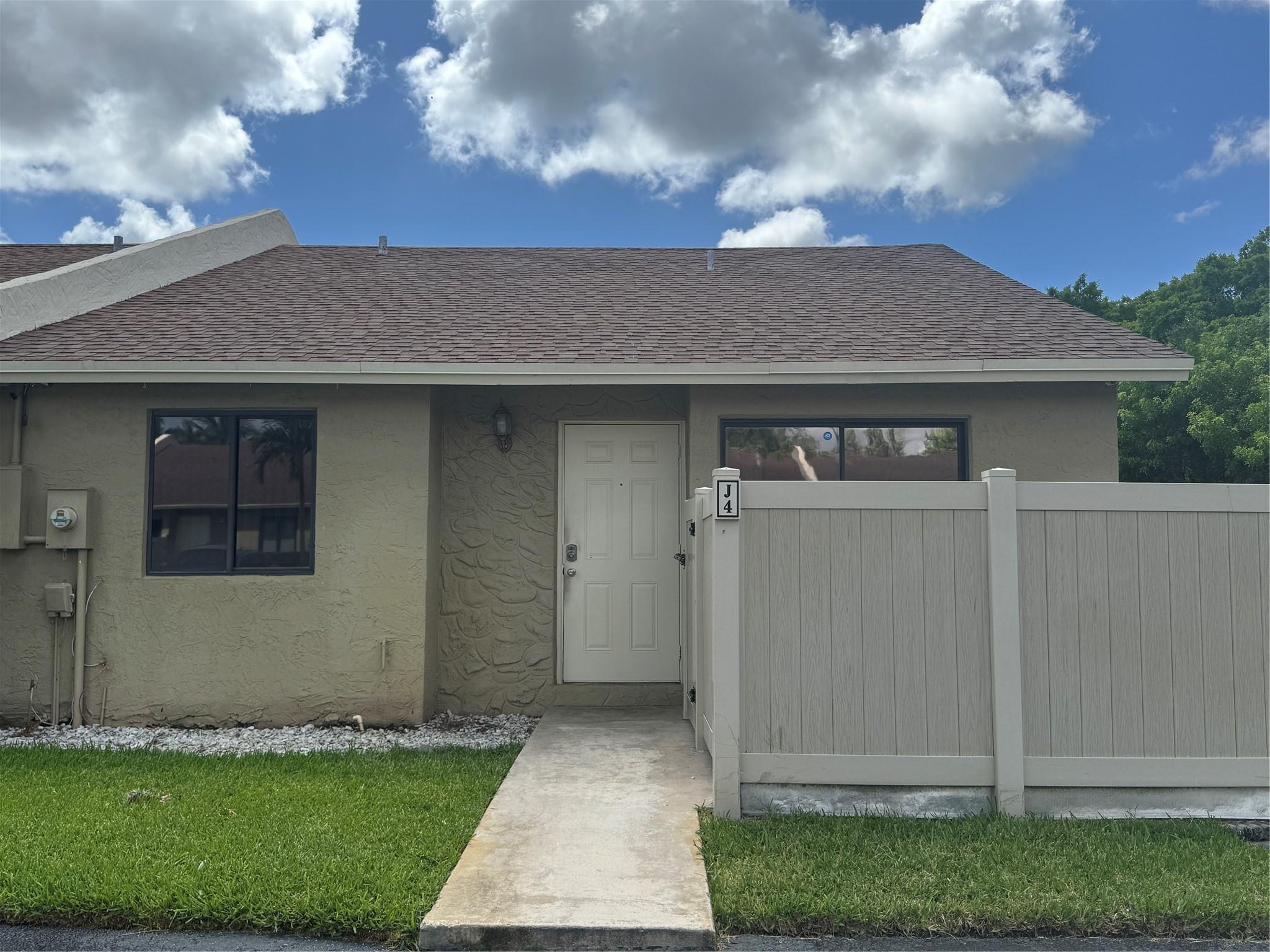 10324 BOCA BEND WEST J4