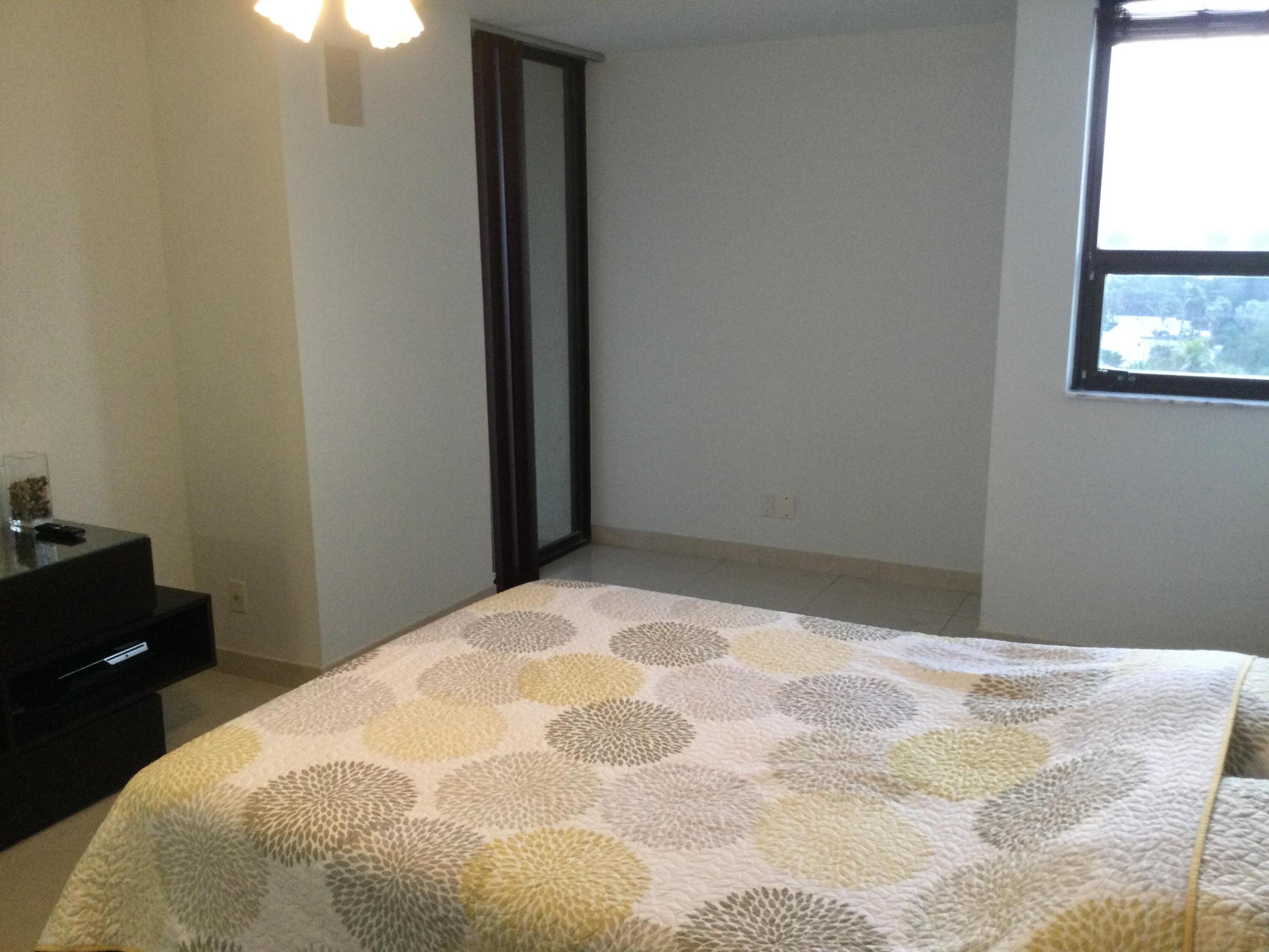 REACHES CONDO - Residential Lease