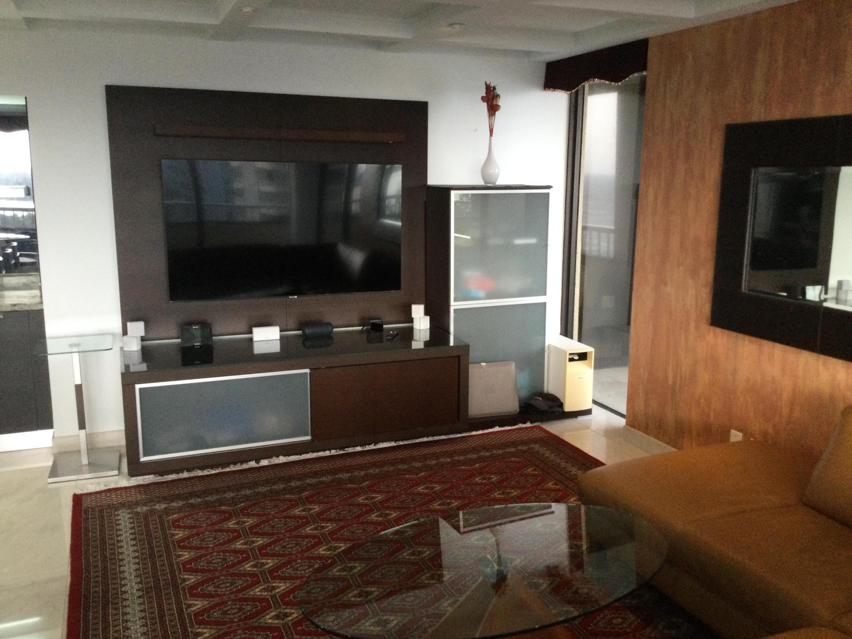 REACHES CONDO - Residential Lease