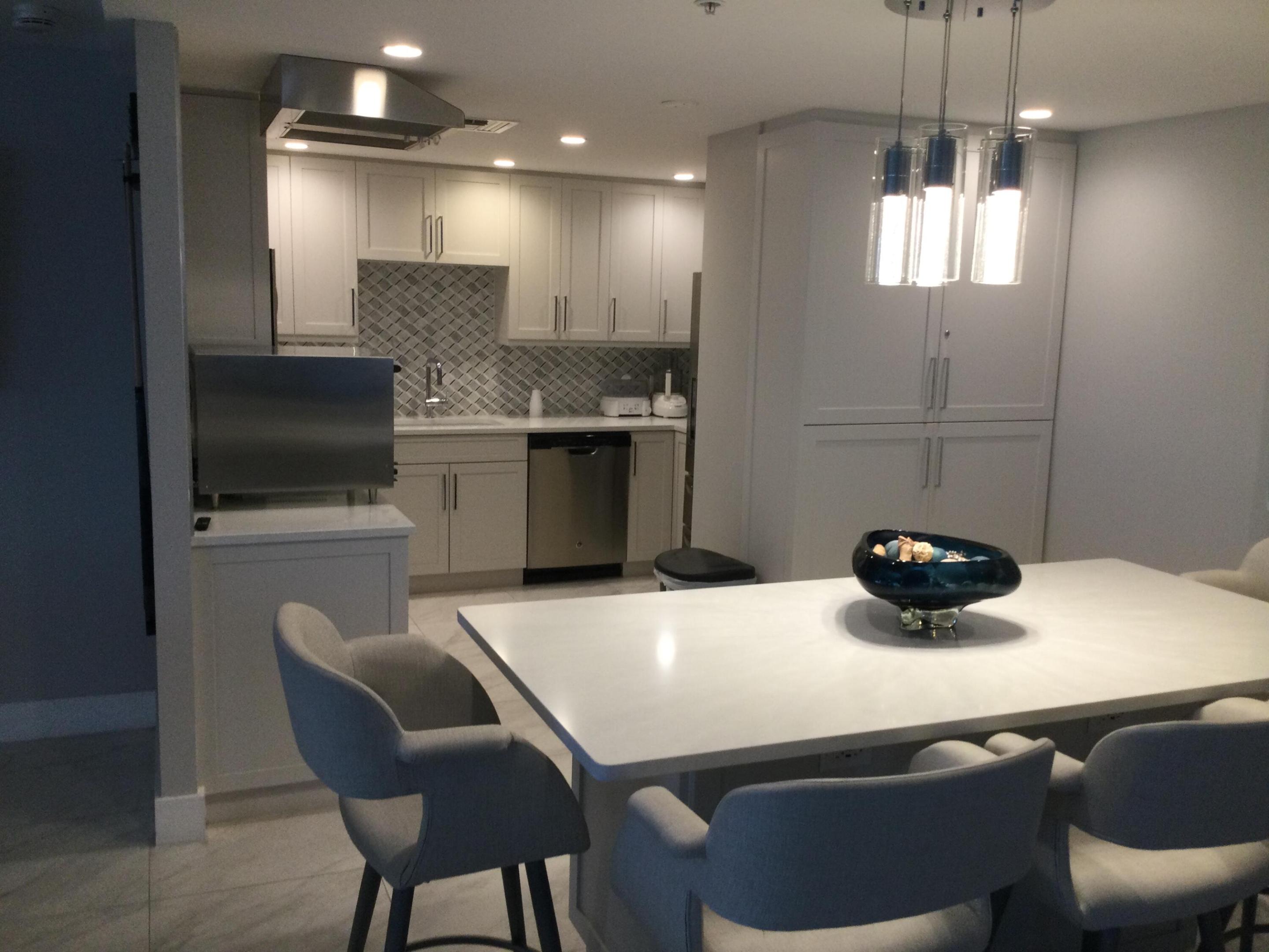 REACHES CONDO - Residential Lease