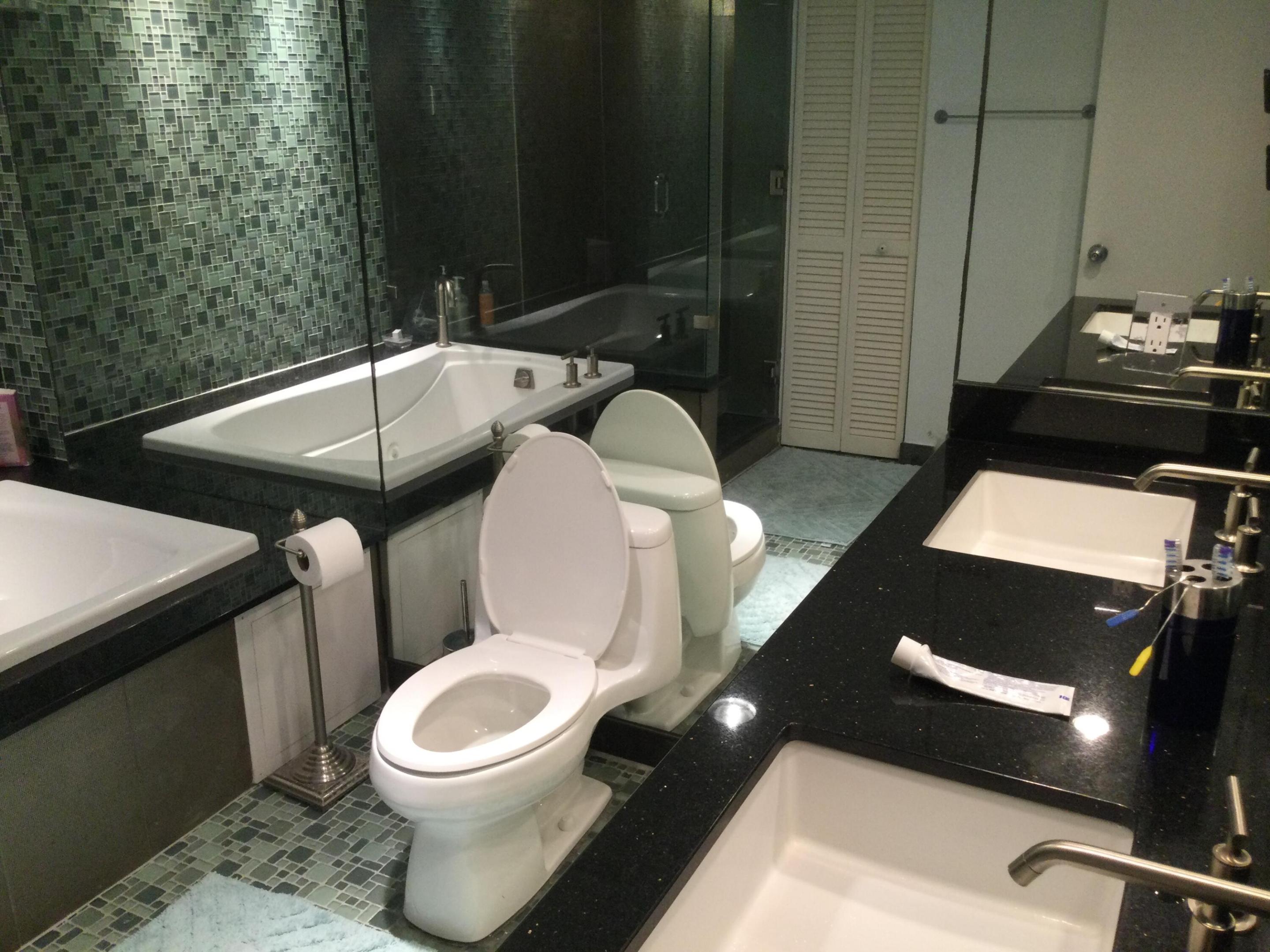 REACHES CONDO - Residential Lease