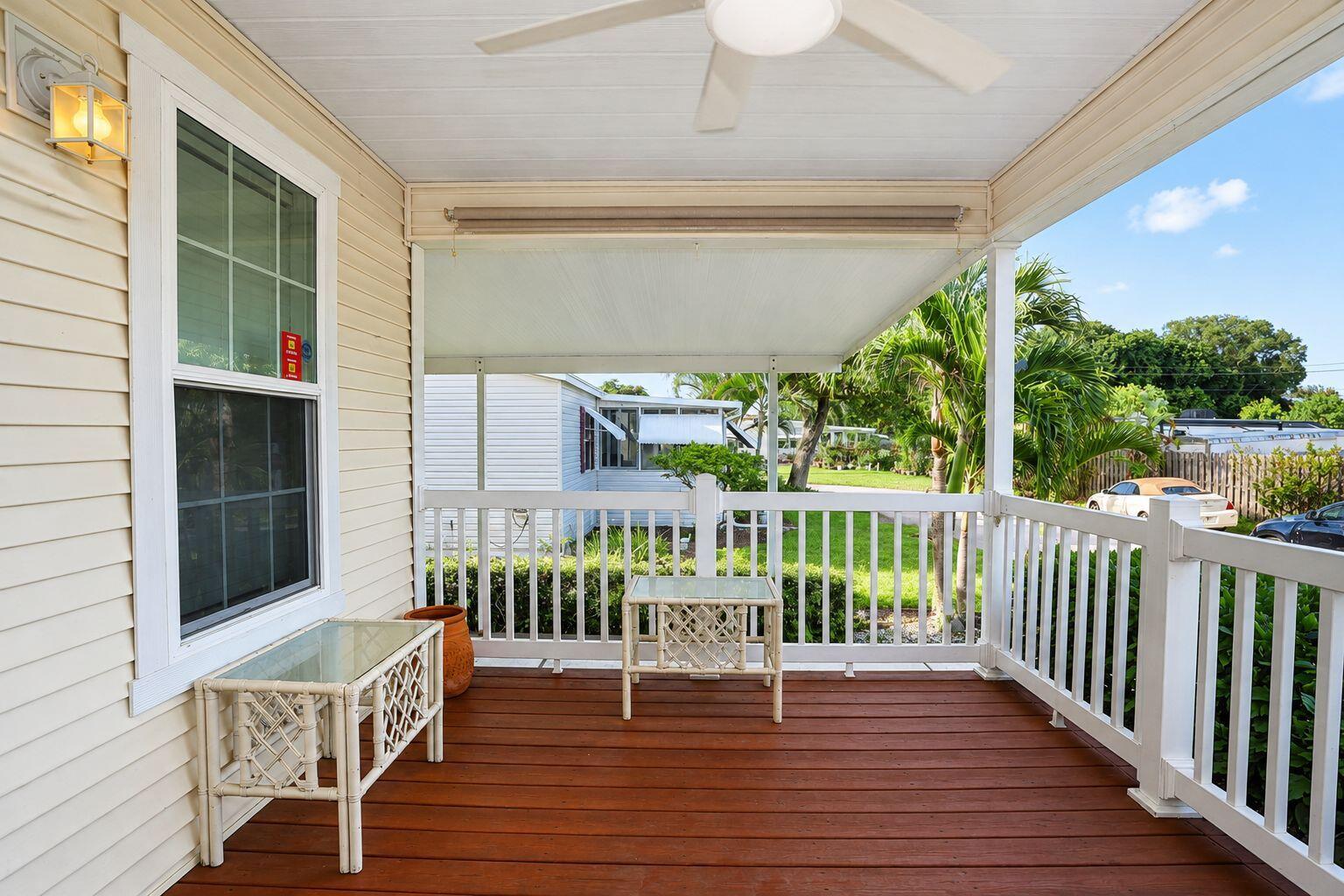 6119 N Ficus Lane, Atlantis, FL, 33462/$130,000 4 6119 N Ficus Lane