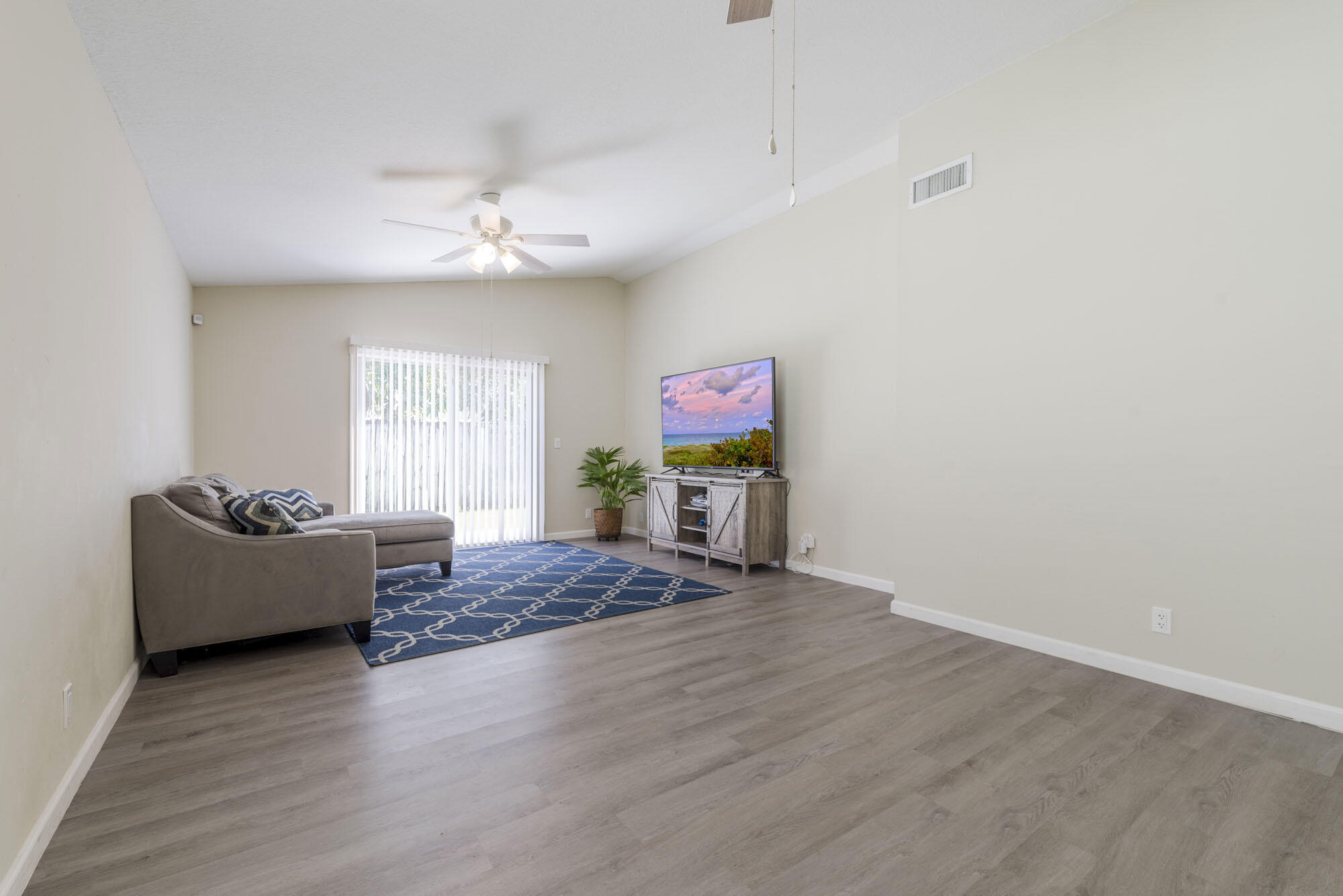 1306 Wild Daisy Lane