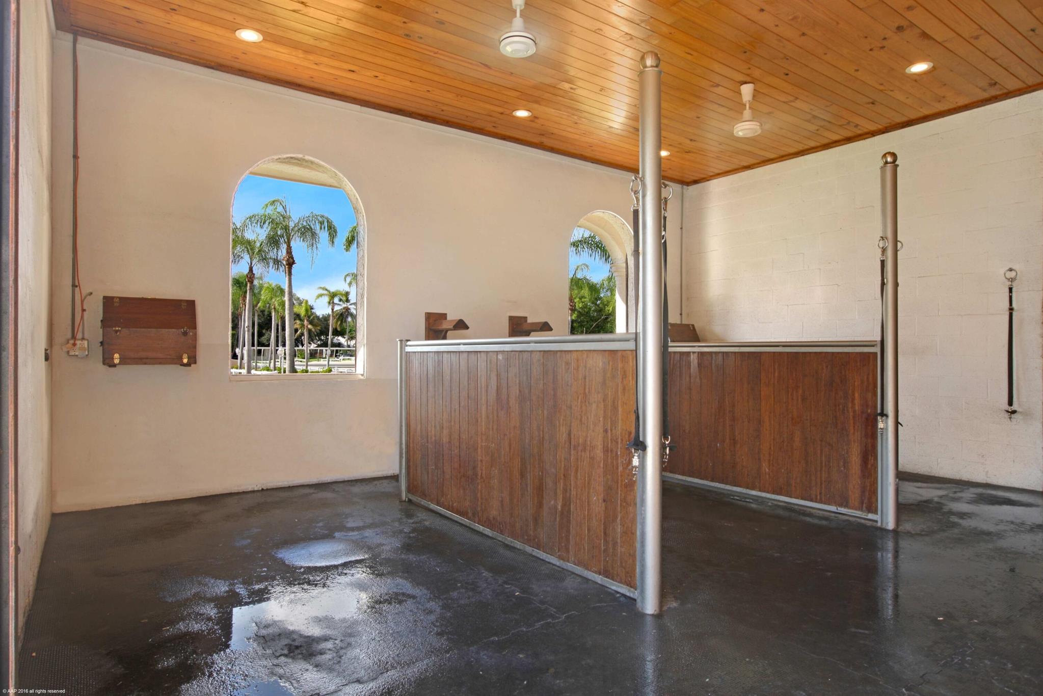 PADDOCK PARK 2 OF WELLING - Residential