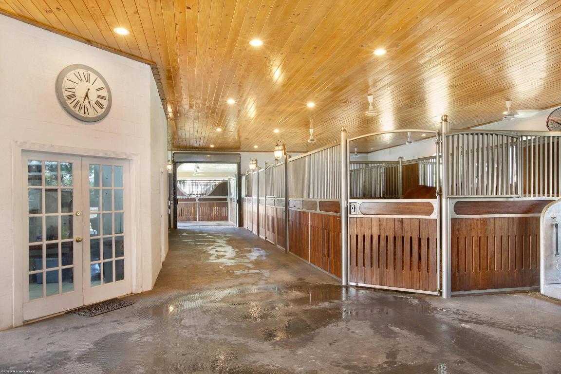 PADDOCK PARK 2 OF WELLINGTON - Residential