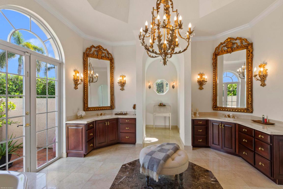 PADDOCK PARK 2 OF WELLINGTON - Residential