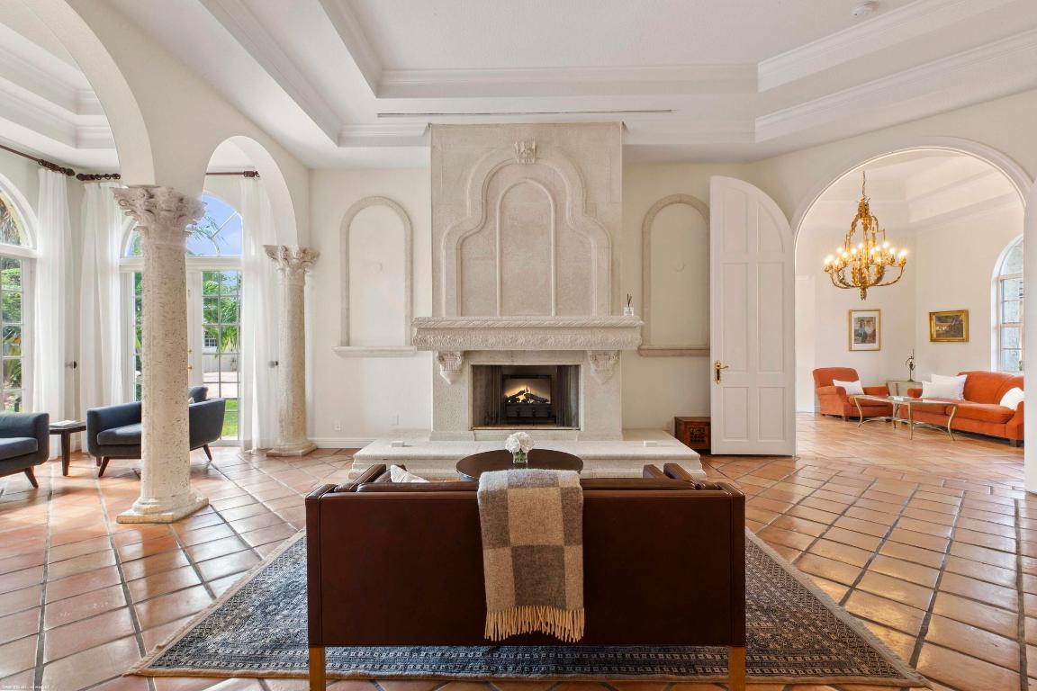 PADDOCK PARK 2 OF WELLINGTON - Residential