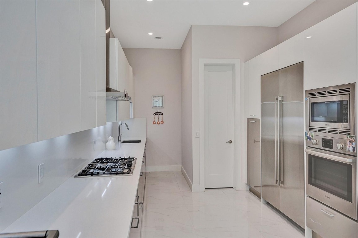 PRESERVE AT EMERALD HILLS - Residential