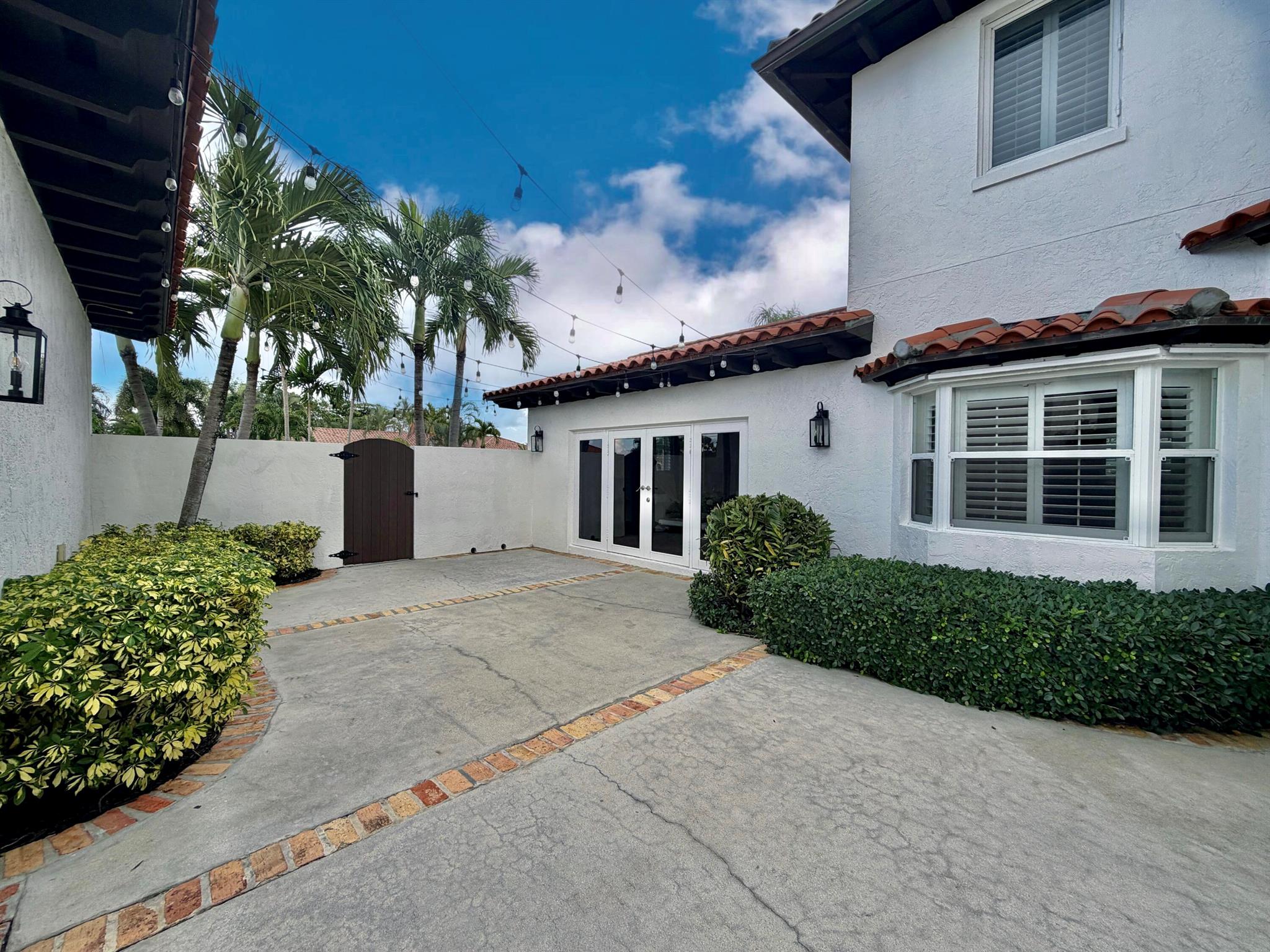 FLA MANGO ESTATES ADDITIO - Residential Lease