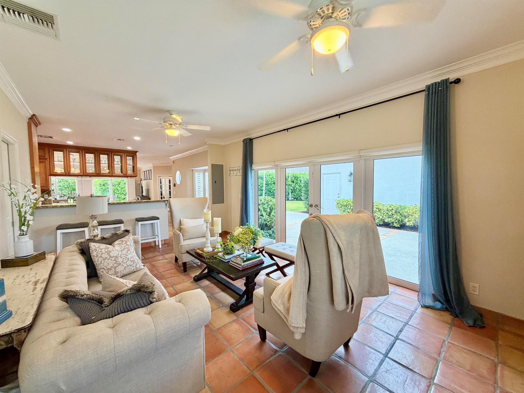 FLA MANGO ESTATES ADDITIO - Residential Lease