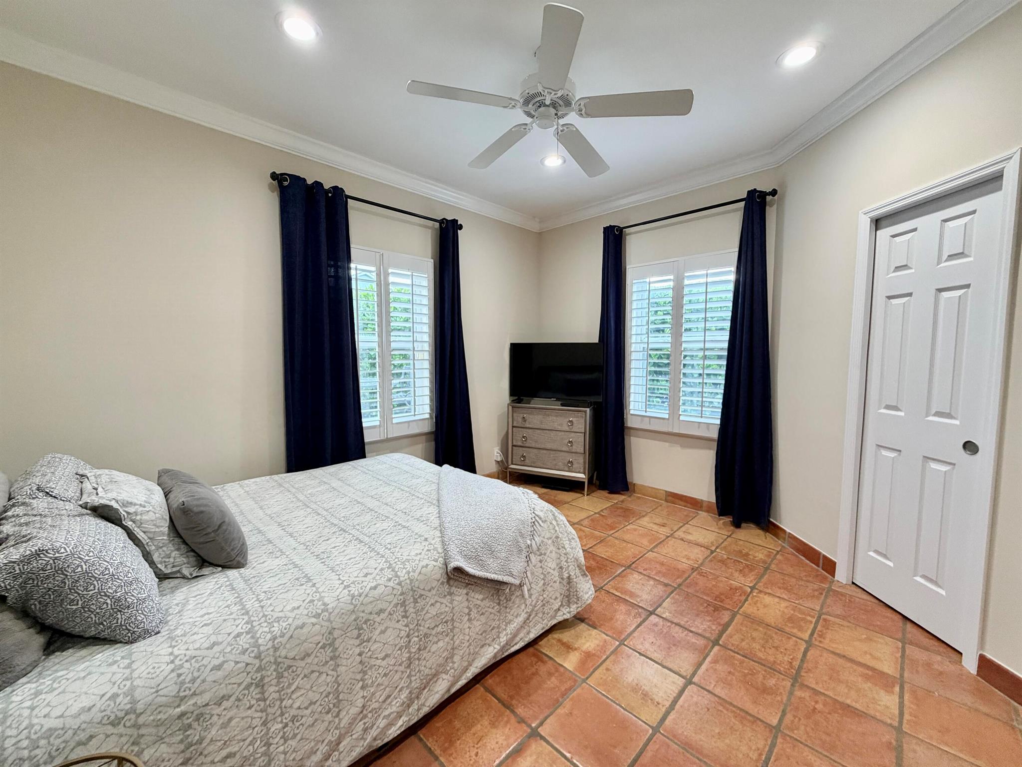 FLA MANGO ESTATES ADDITIO - Residential Lease