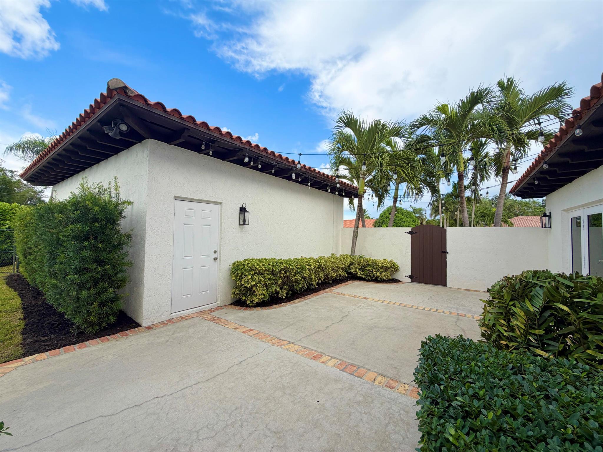 FLA MANGO ESTATES ADDITIO - Residential Lease