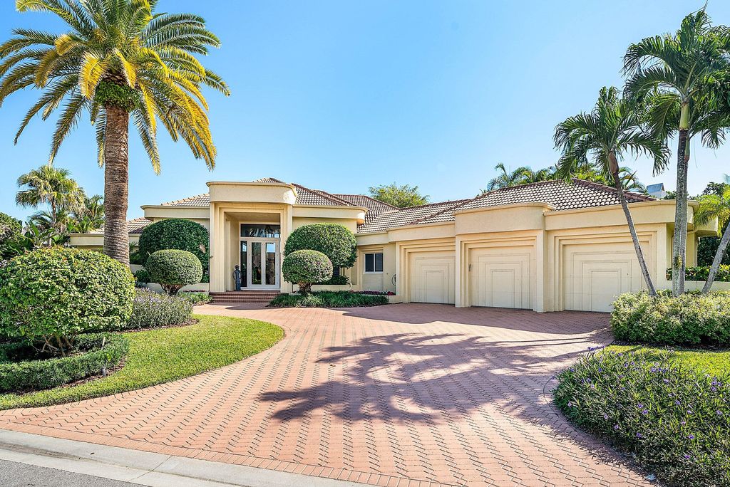 Photo of 13060 Monet Lane, Palm Beach Gardens, FL 33410 (MLS # R11147727)
