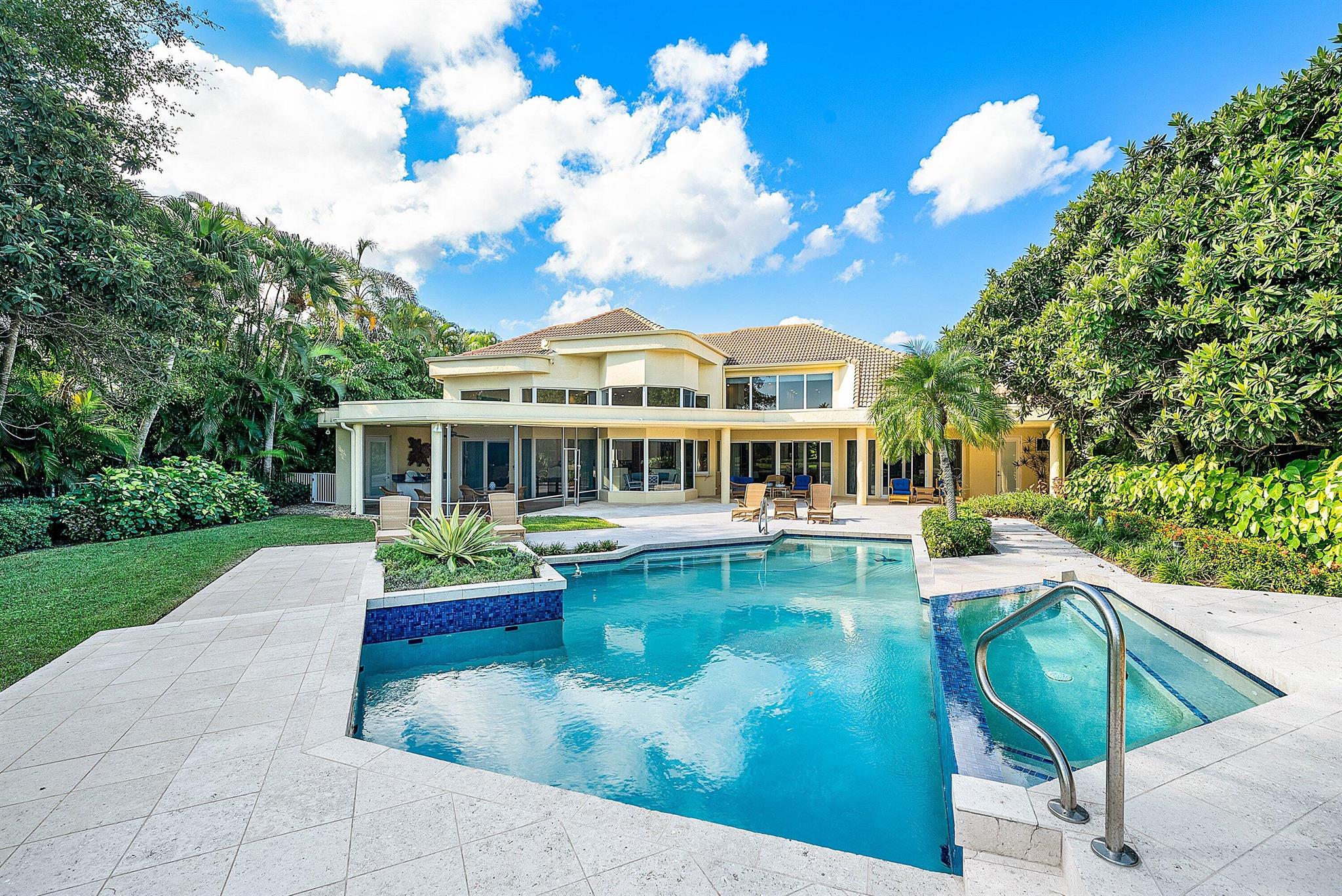 FRENCHMANS CREEK PAR E-2 - Residential