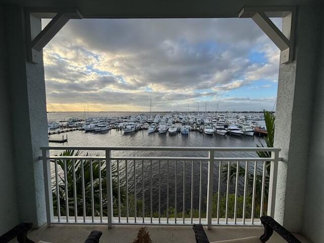 875 NW Flagler Avenue 302