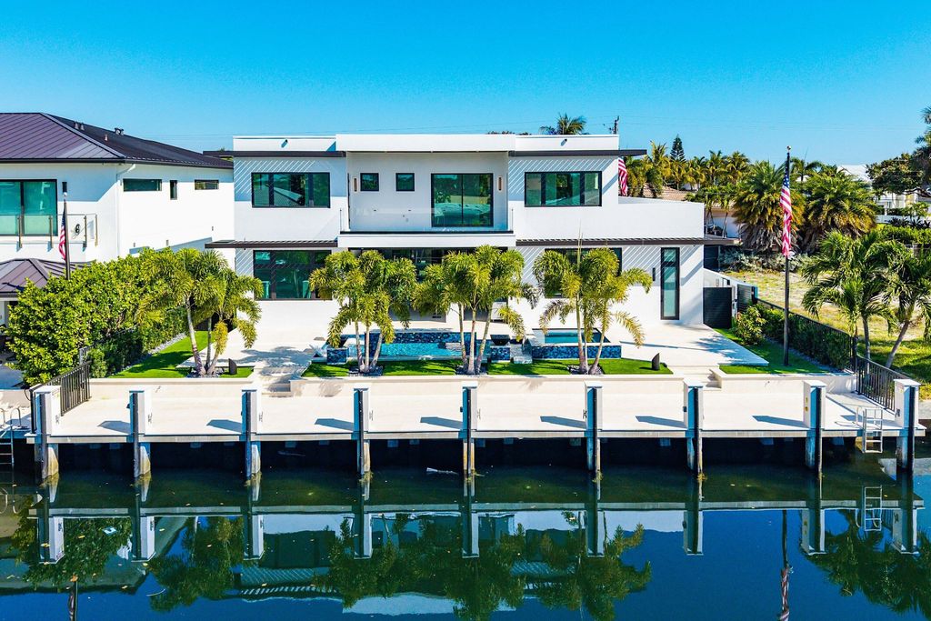 Photo of 2650 NE 48th Court, Lighthouse Point, FL 33064 (MLS # B26007626)