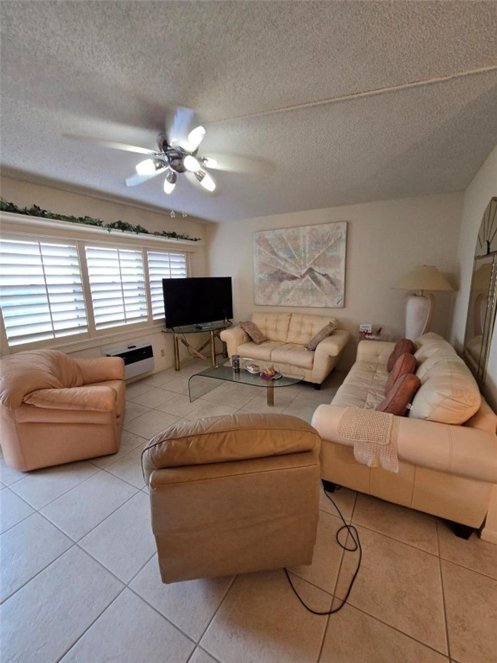 Photo of 2 Grantham D #2, Deerfield Beach, FL 33442 (MLS # F10527441)