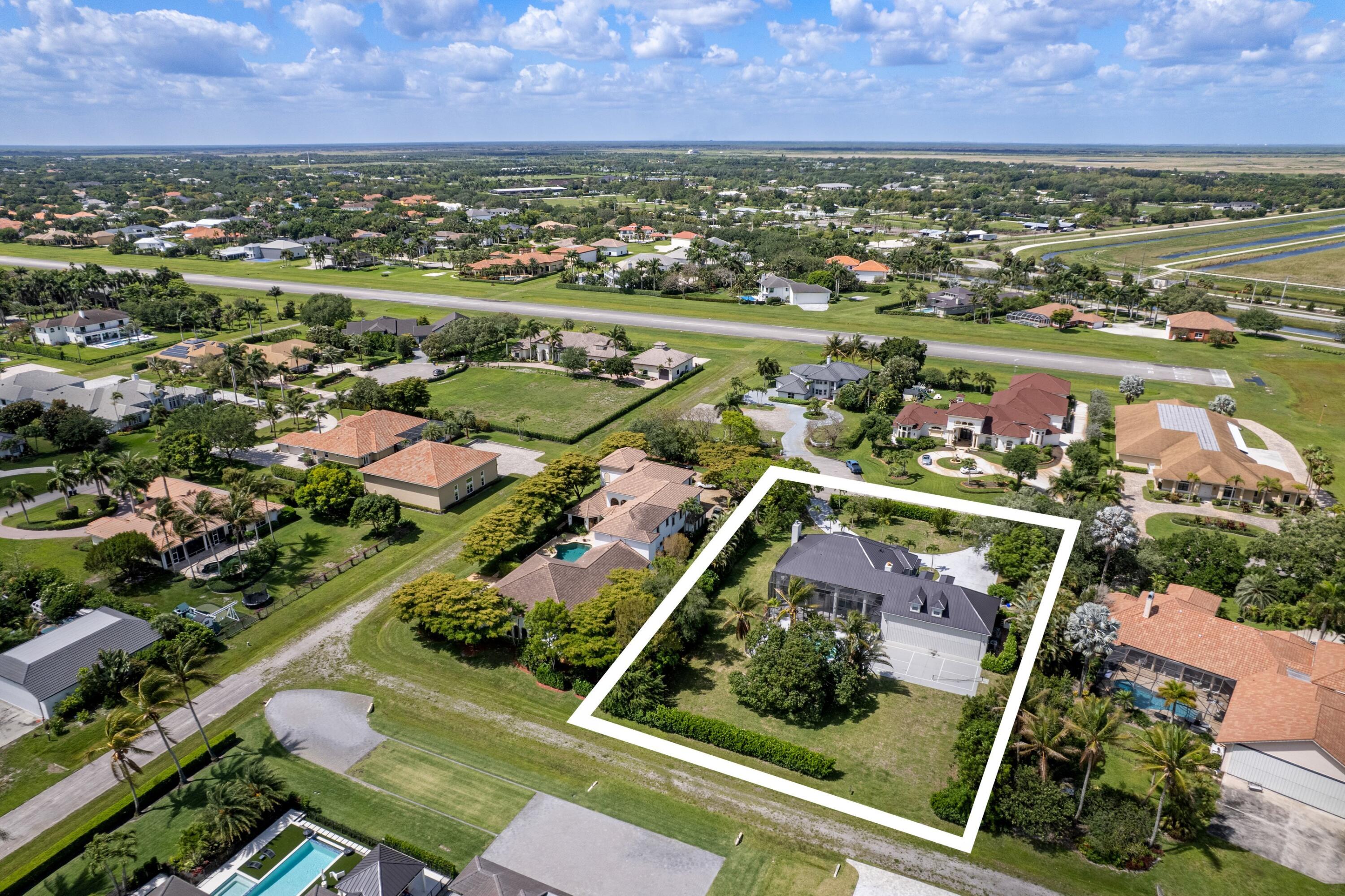 WELLINGTON AERO CLUB OF THE LANDINGS AT WELLINGTON - Residential