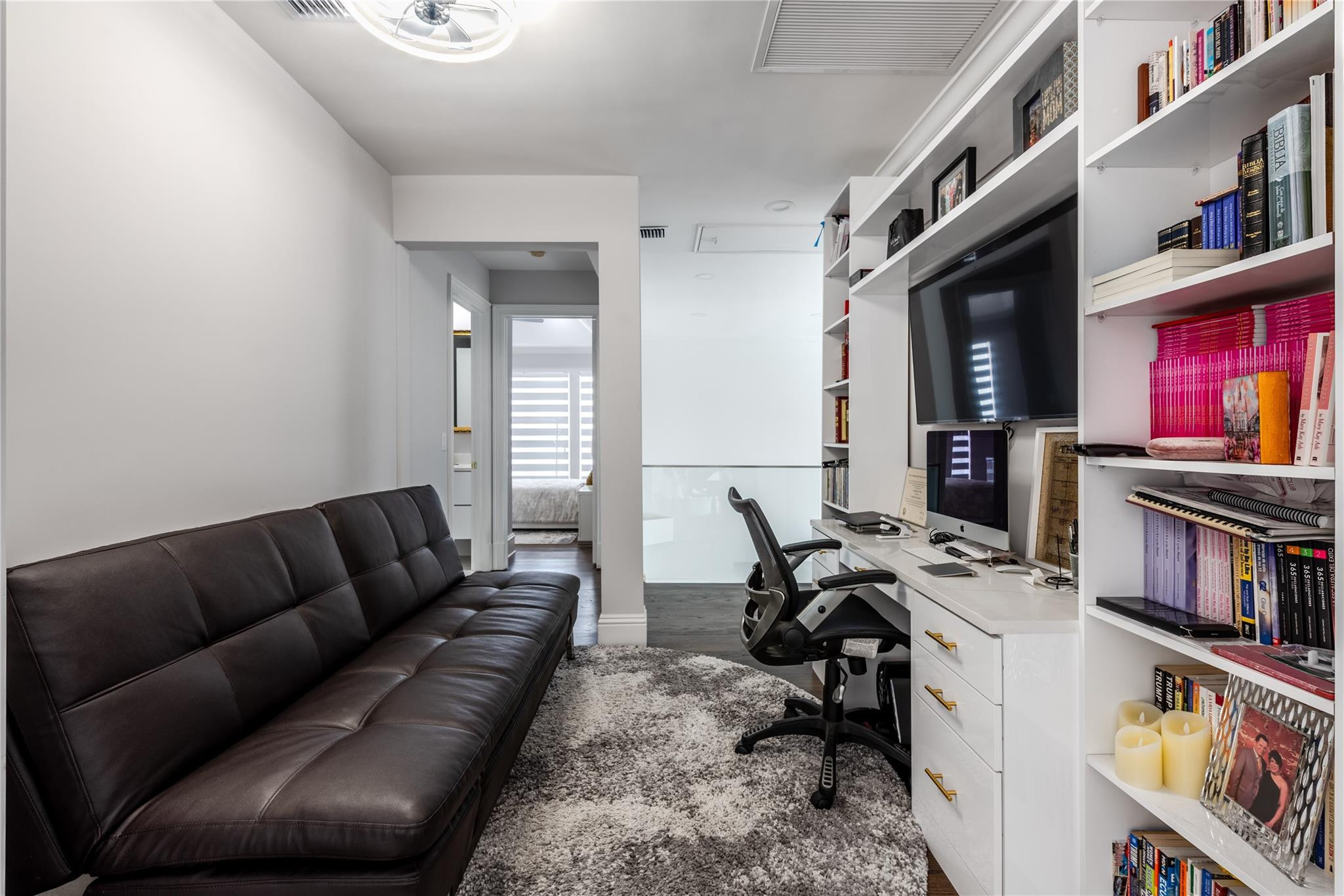 WELLINGTON AERO CLUB OF THE LANDINGS AT WELLINGTON - Residential