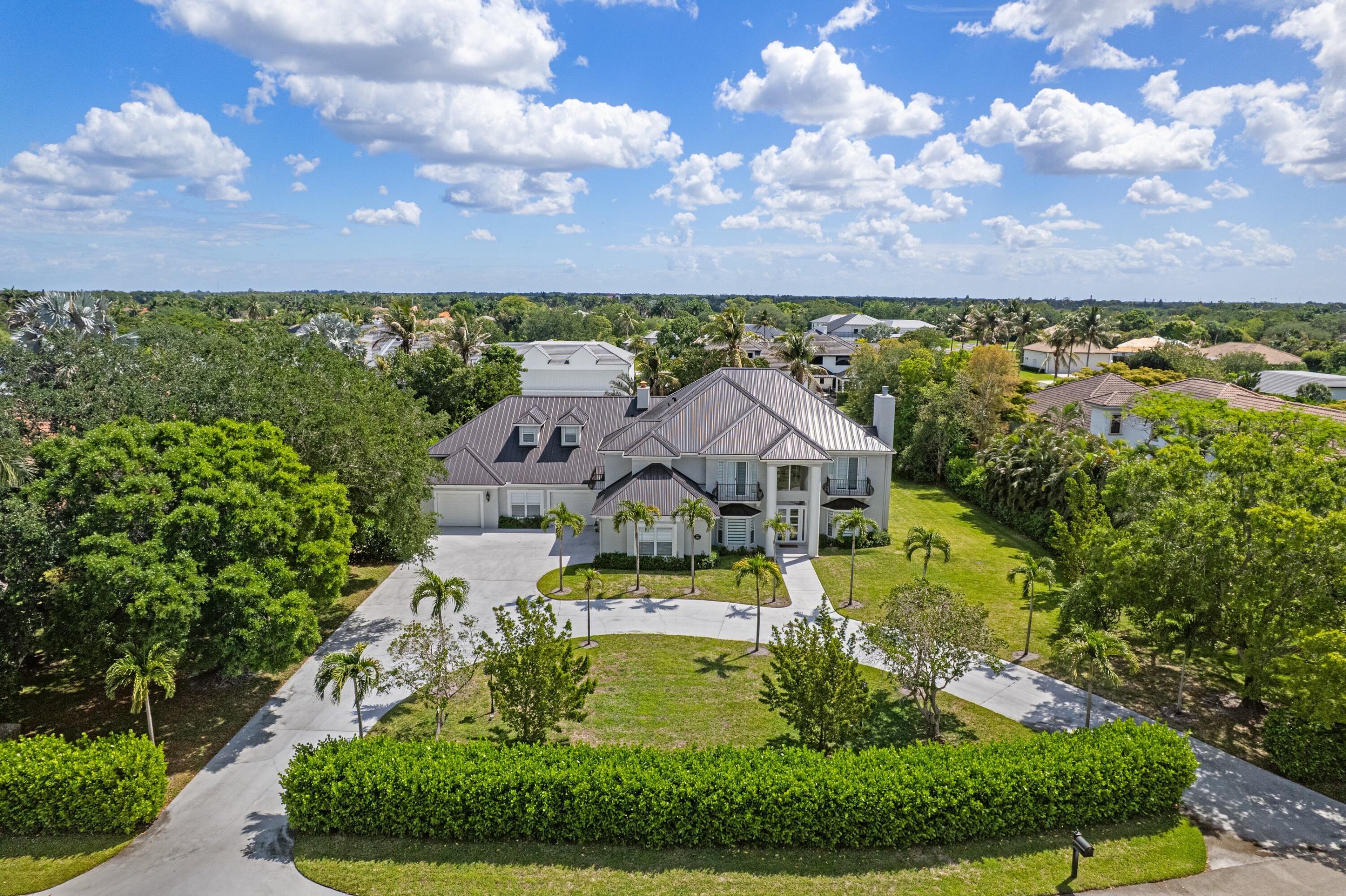 WELLINGTON AERO CLUB OF THE LANDINGS AT WELLINGTON - Residential