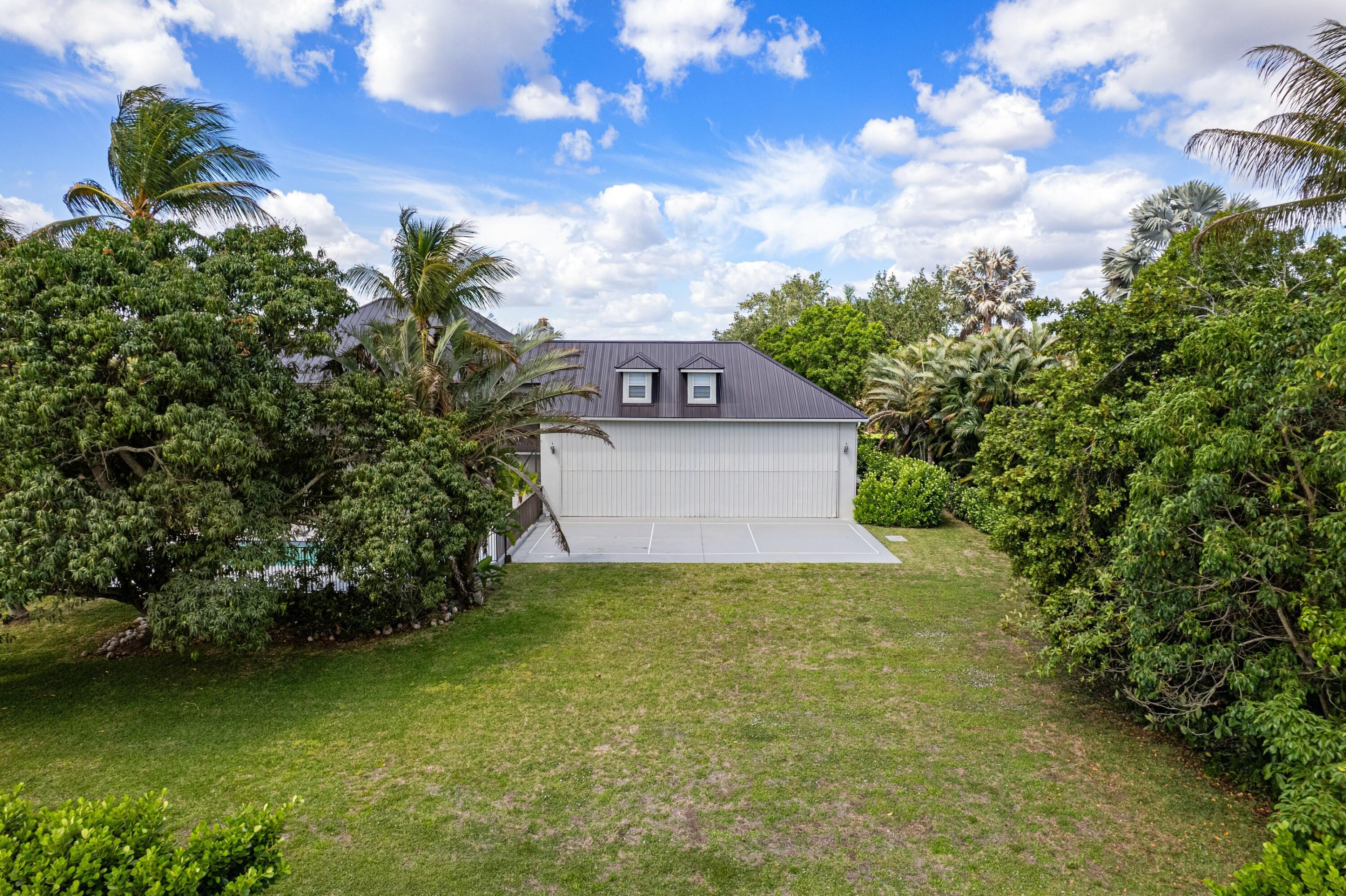 WELLINGTON AERO CLUB OF THE LANDINGS AT WELLINGTON - Residential