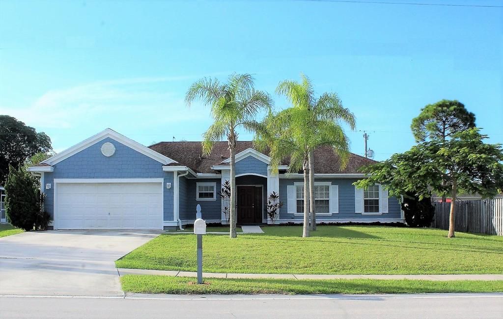 Photo of 2444 SE Melaleuca Boulevard Blvd, Port St Lucie, FL 34952 (MLS # R10830676)