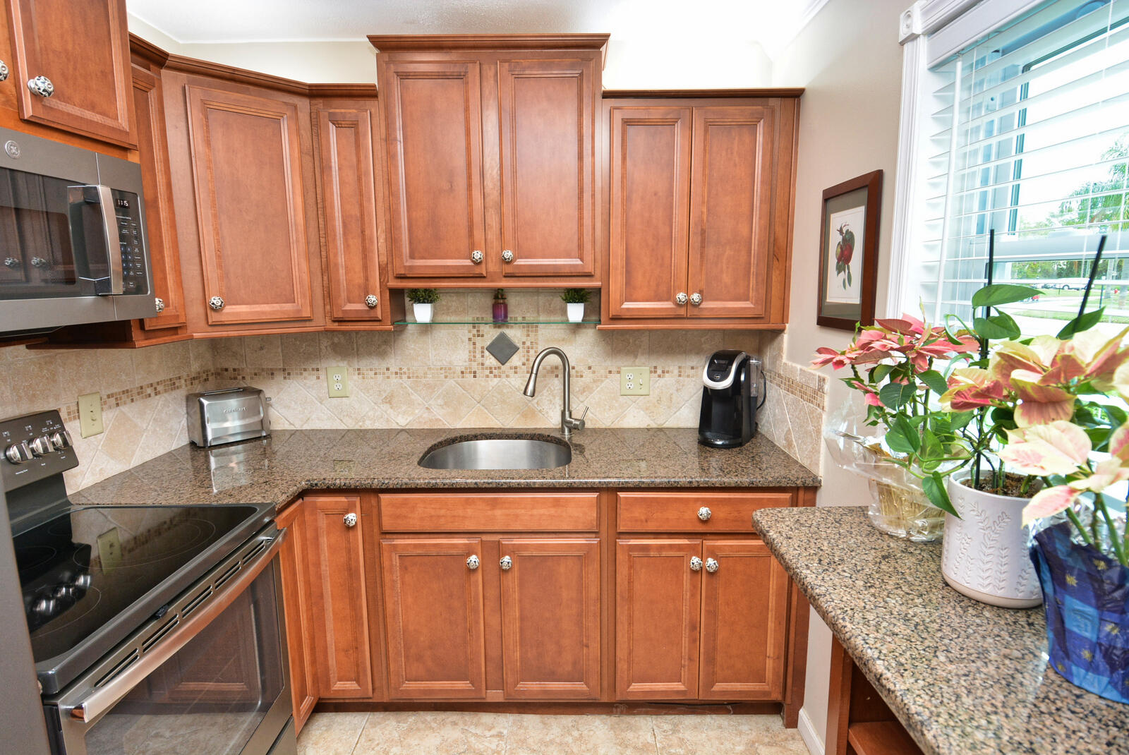 VISTA DEL LAGO CONDO - Residential