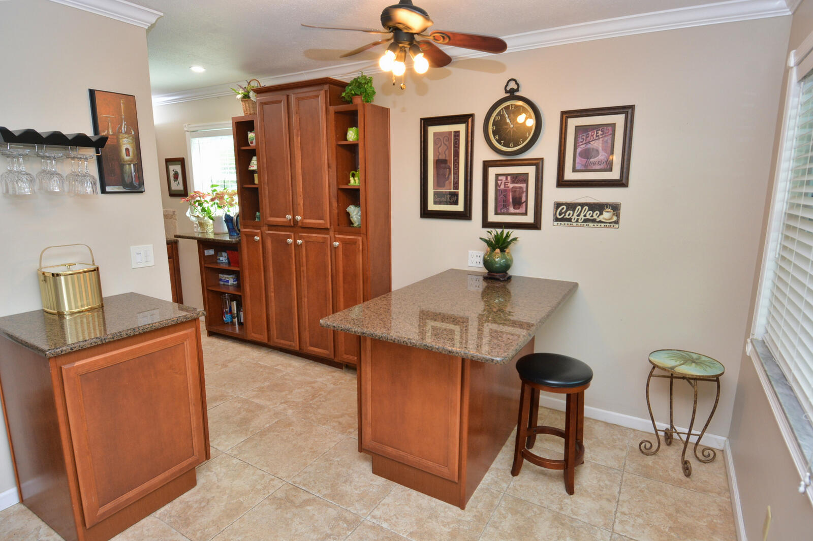 VISTA DEL LAGO CONDO - Residential