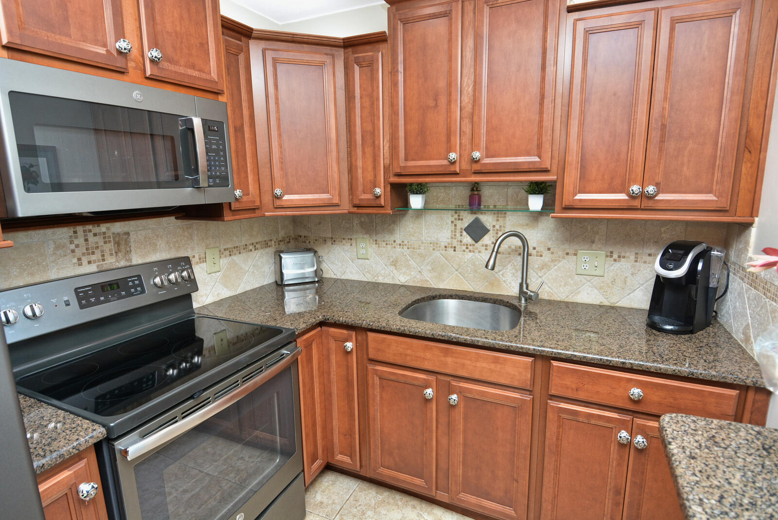 VISTA DEL LAGO CONDO - Residential