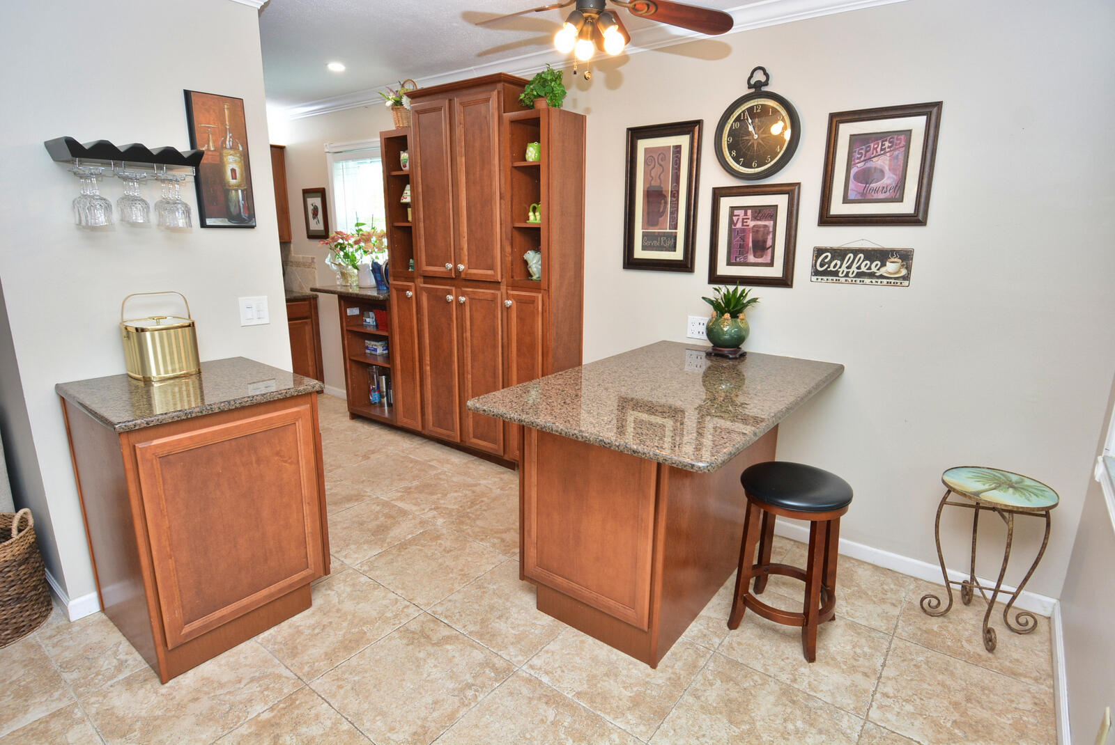 VISTA DEL LAGO CONDO - Residential