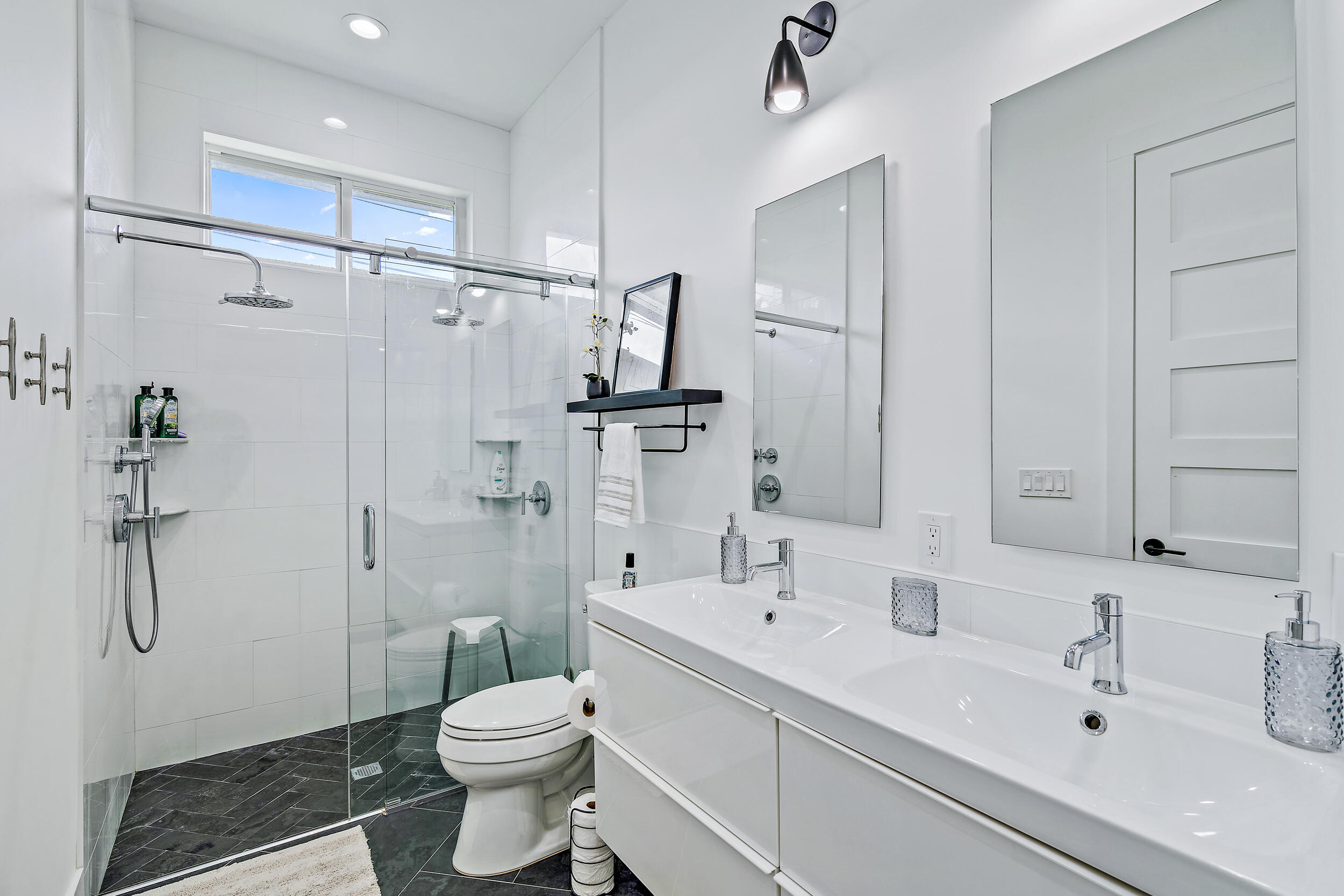 RIDGEWOOD HOMES SEC 3 - Residential Lease