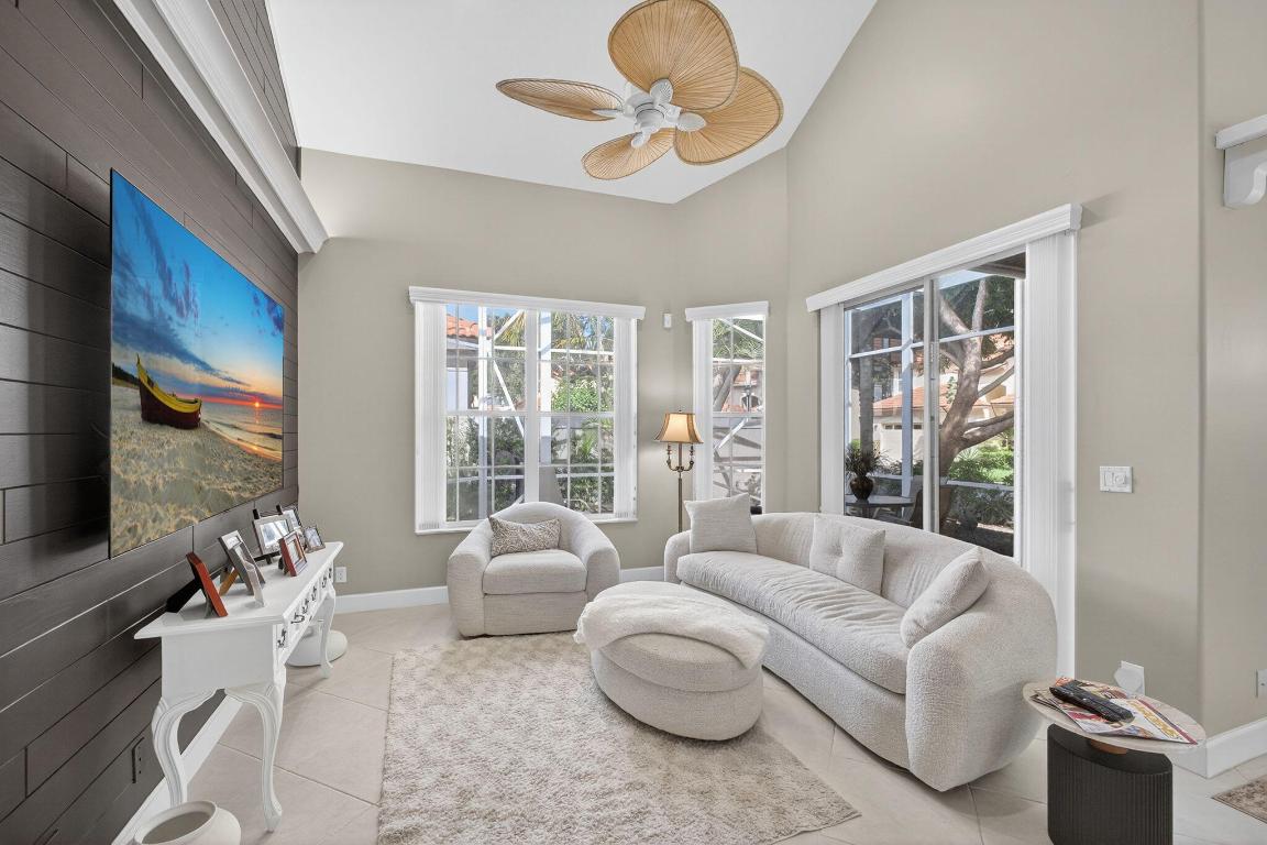 PGA RESORT COMMUNITY OF MONTEREY POINTE - Residential