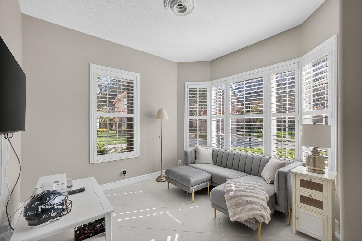 PGA RESORT COMMUNITY OF MONTEREY POINTE - Residential