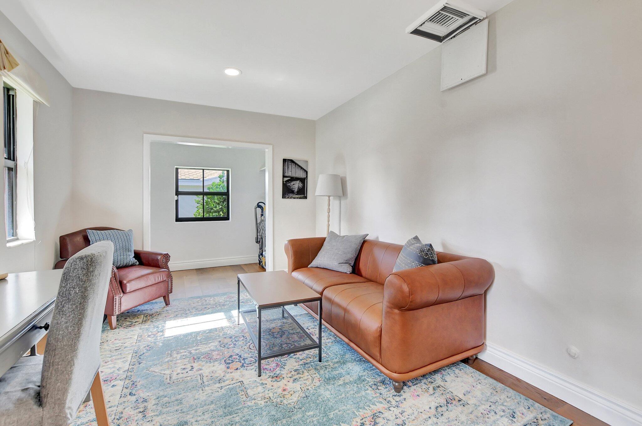 ROYAL OAK HILLS 2ND SEC - Residential Lease