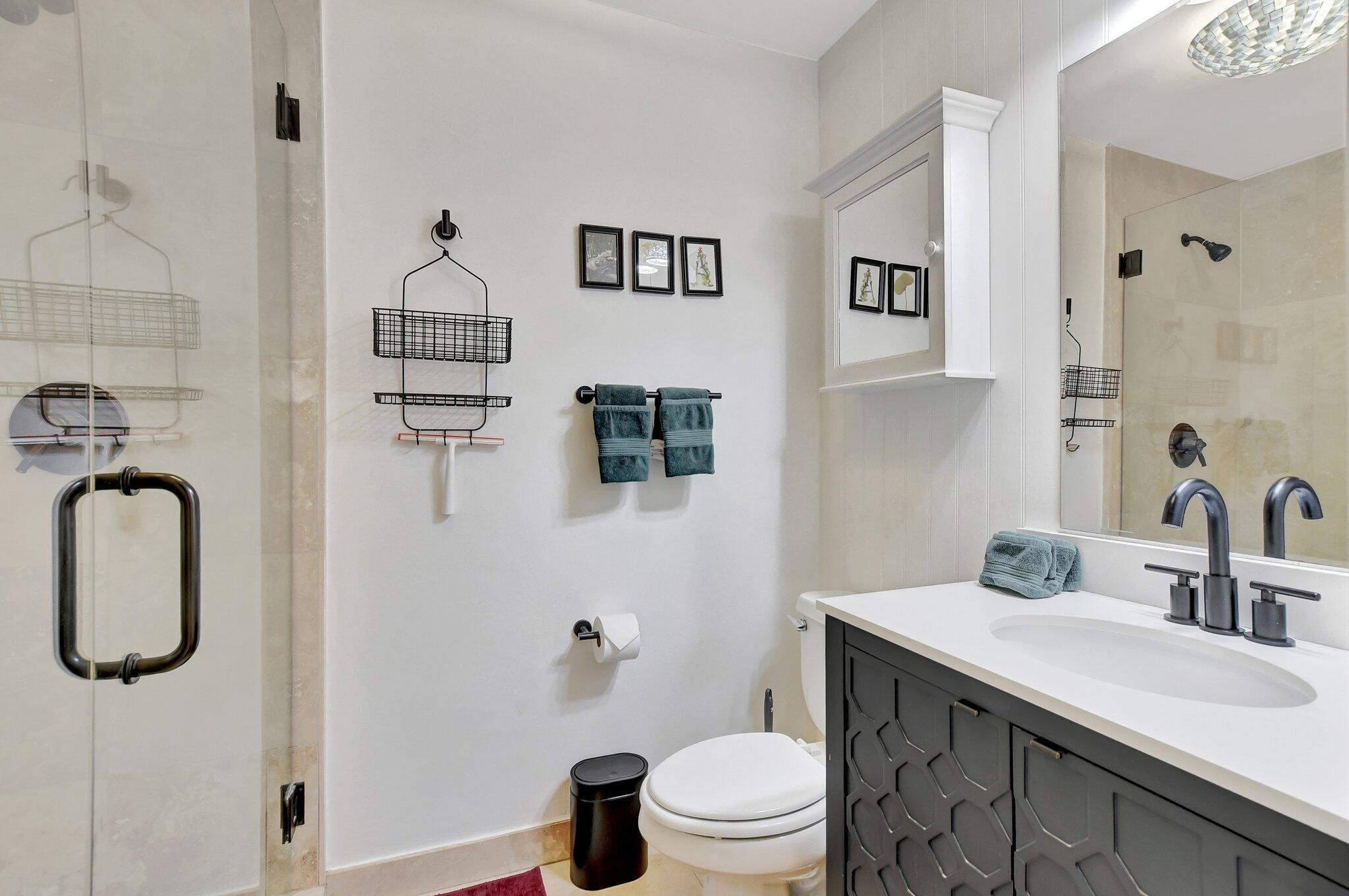 ROYAL OAK HILLS 2ND SEC - Residential Lease