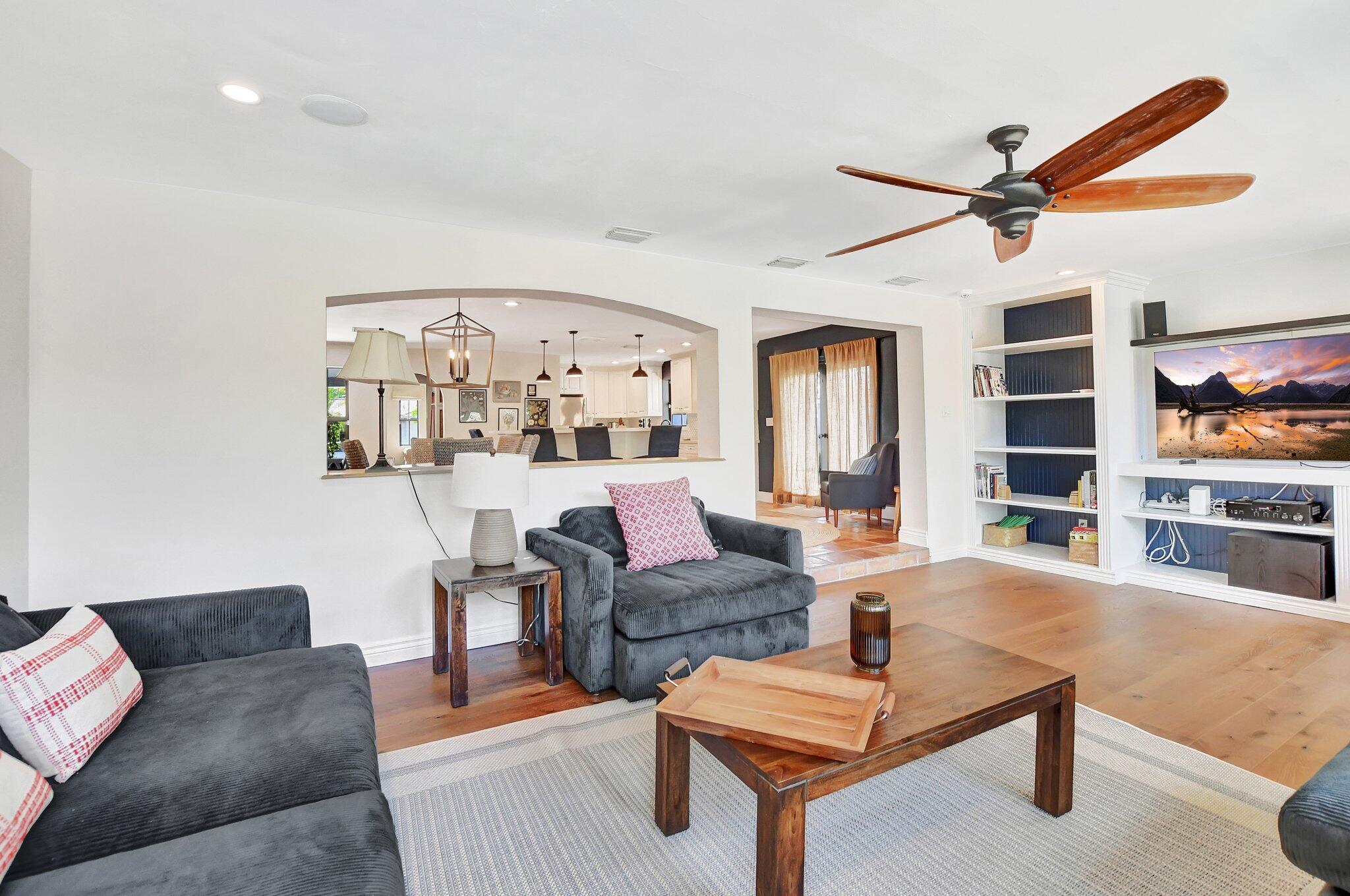 ROYAL OAK HILLS 2ND SEC - Residential Lease