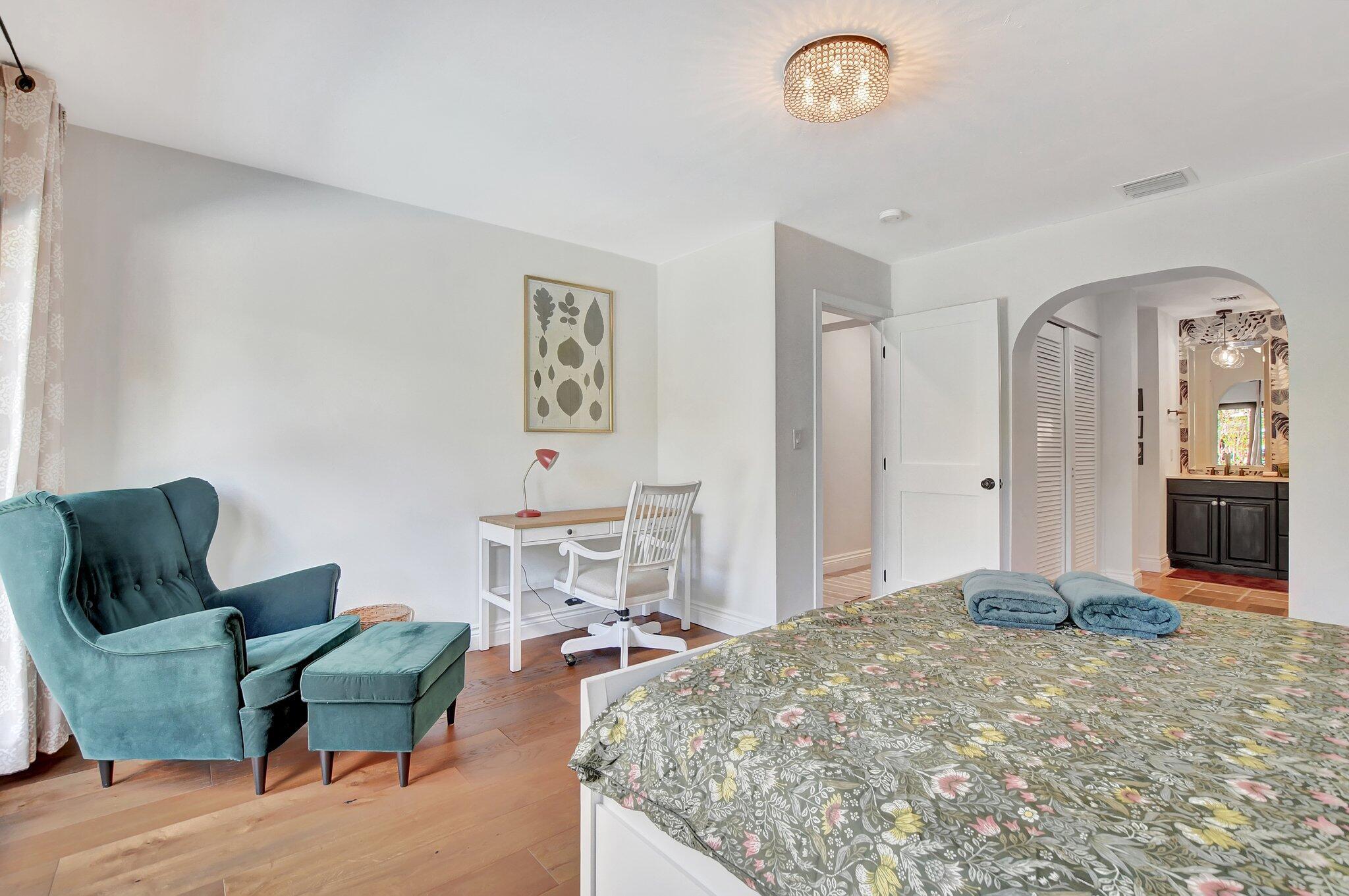 ROYAL OAK HILLS 2ND SEC - Residential Lease