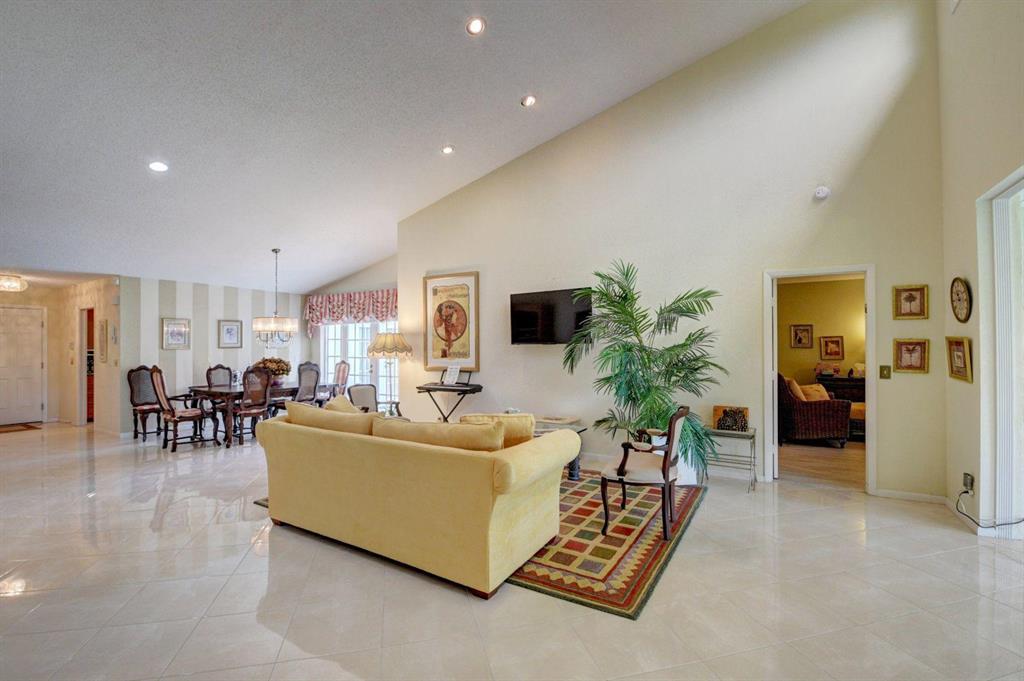 CAMBRIDGE I & II AT HUNTERS RUN CONDO - Residential